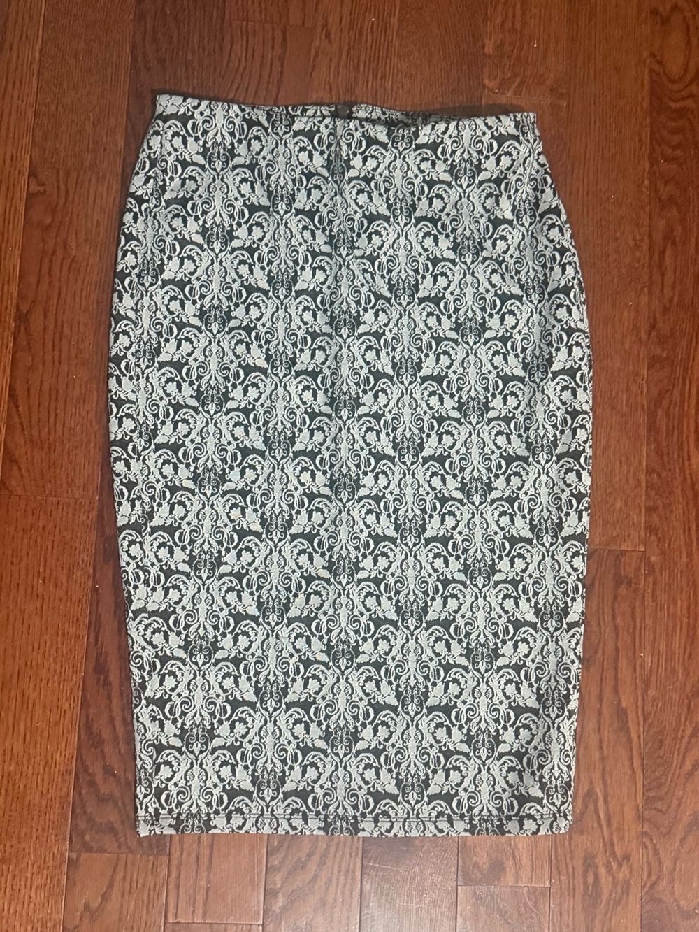 Cato Black and White Damask Pencil Skirt